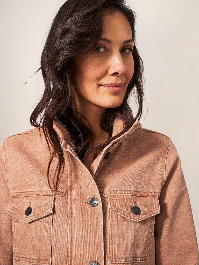 Isbourne Funnel Jacket in TULIP RED PLAIN - MODEL DETAIL