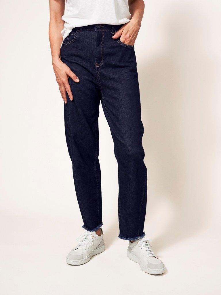 Greenwood Trouser in NAVY - MODEL FRONT