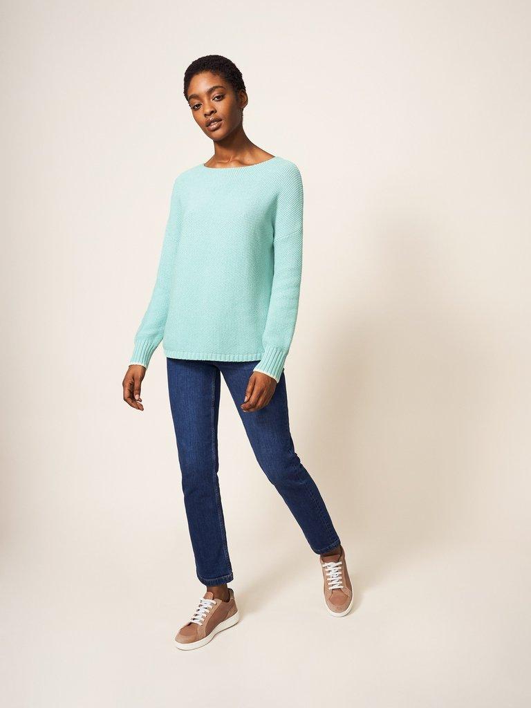 Eastside Jumper in GREEN PLAIN - MODEL FRONT