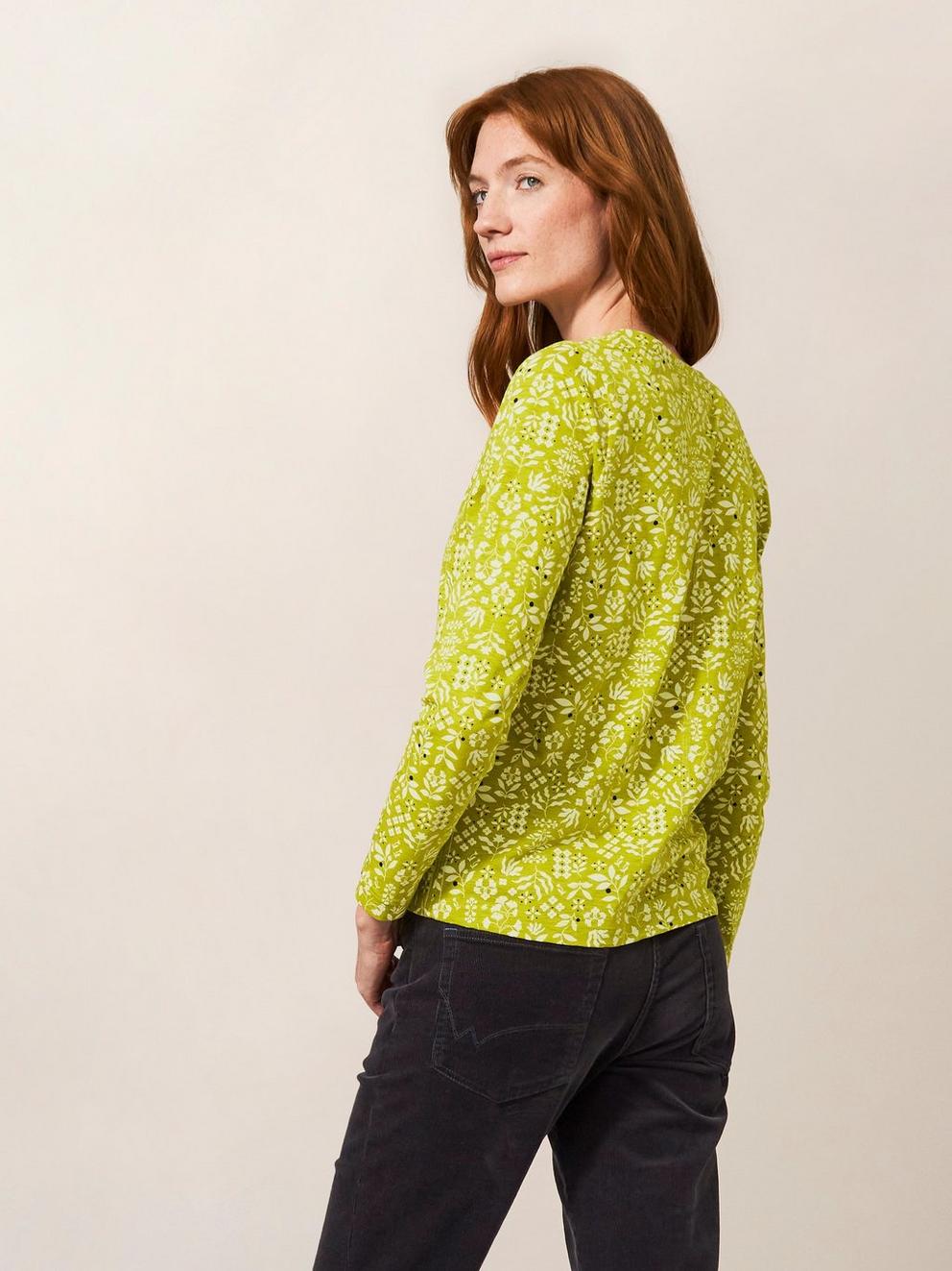 Spectrum Jersey Shirt in KIWI GREEN PRINT - MODEL BACK