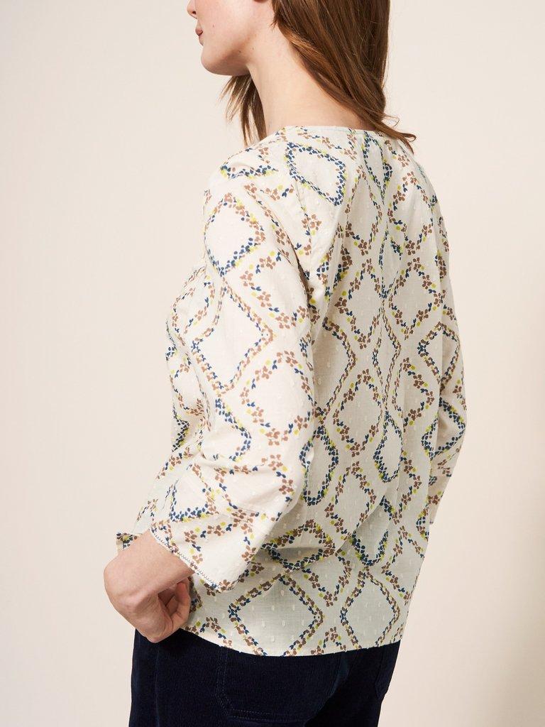 Cosma Shirt in IVORY PRINT - MODEL BACK