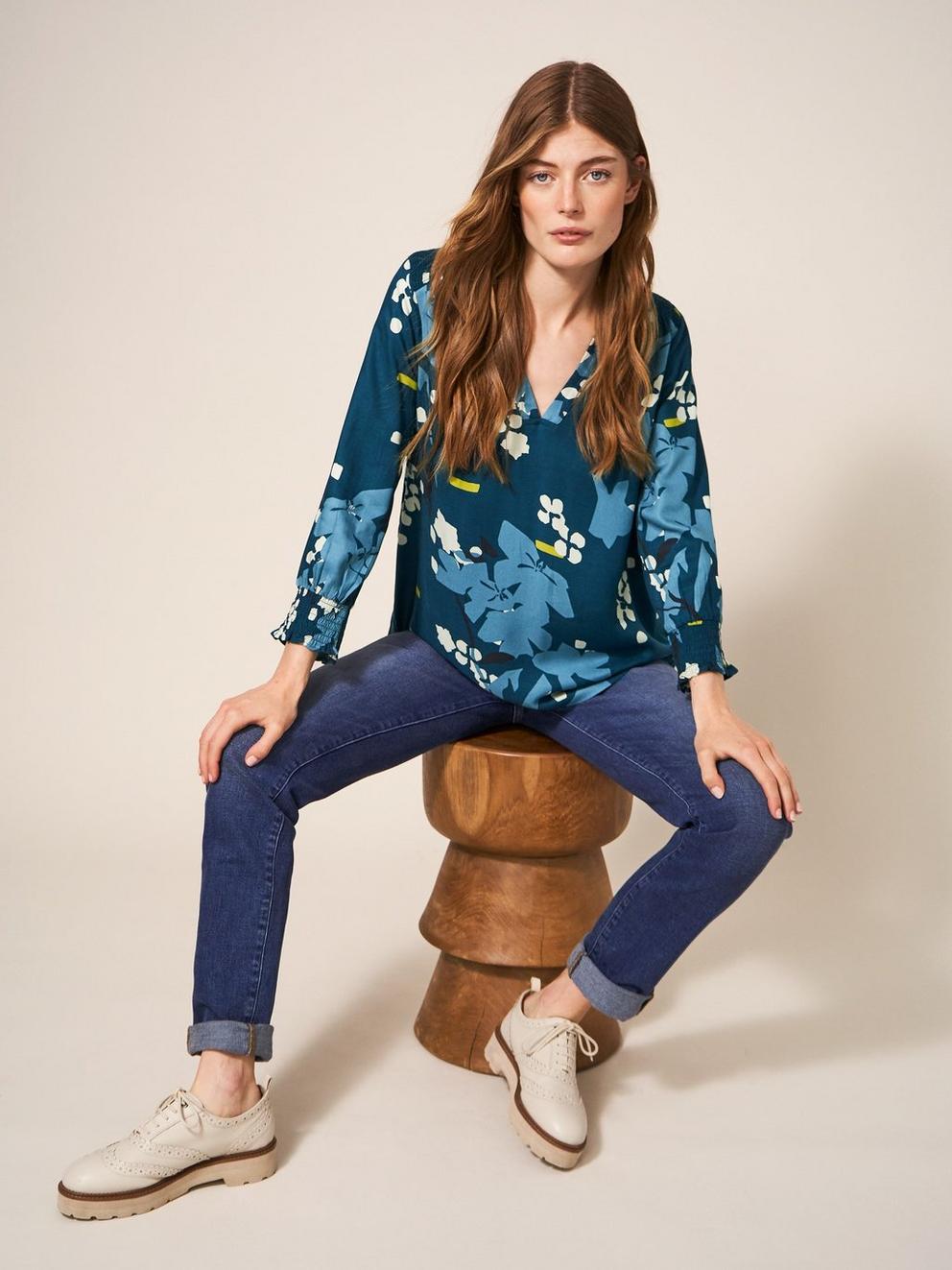 Yukiko Panel Top in TEAL PRINT - LIFESTYLE