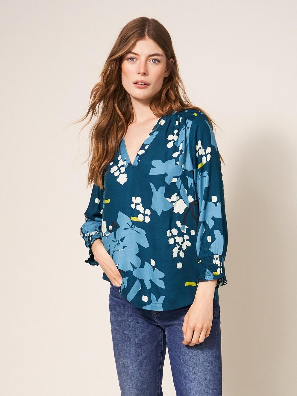 Yukiko Panel Top in TEAL PRINT - MODEL FRONT