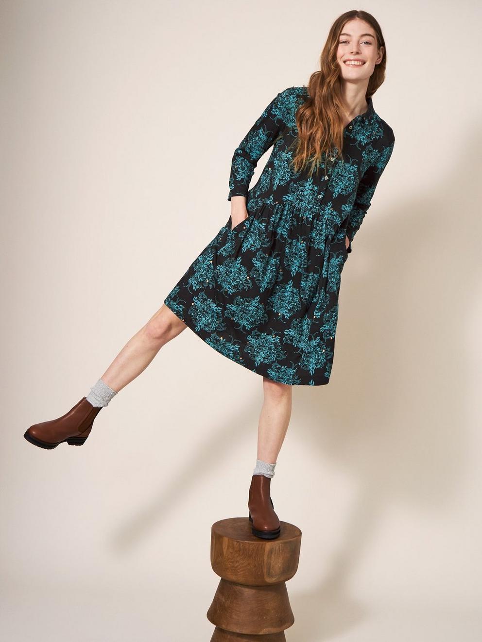 Circle of Life Tunic in IVY GREEN PRINT - LIFESTYLE