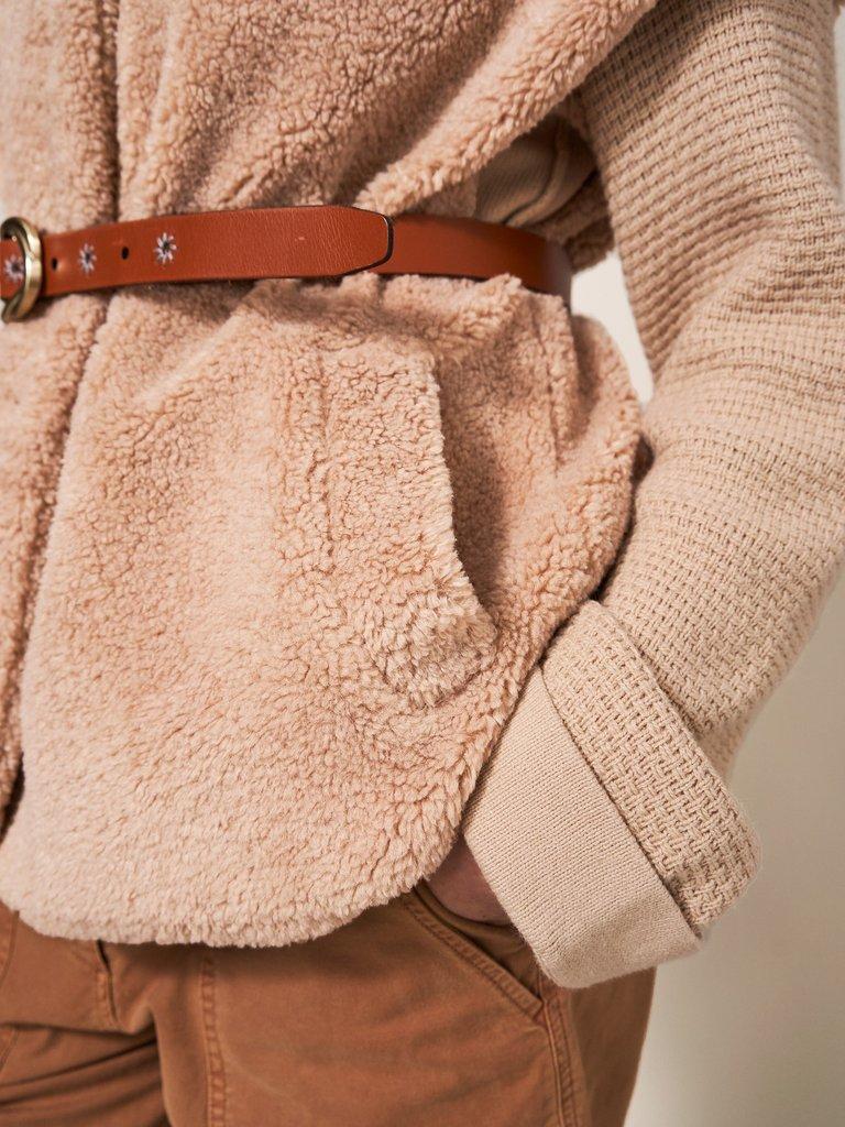 Creek Cardi in NATURAL - MODEL DETAIL