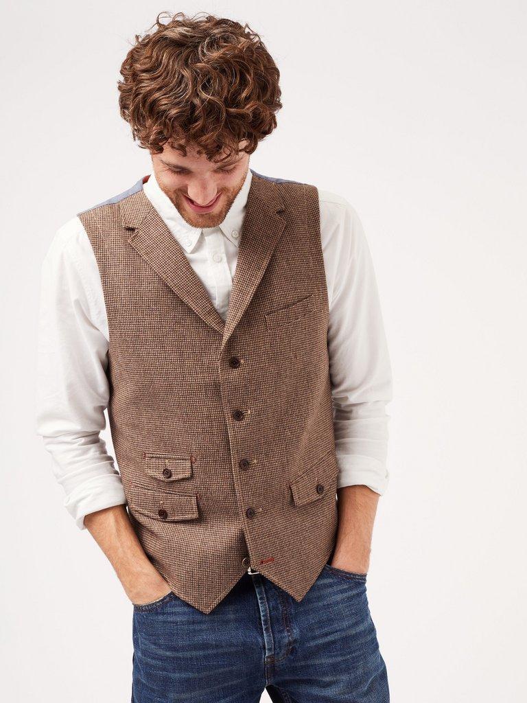 Galleon Check Waistcoat in BROWN - MODEL BACK