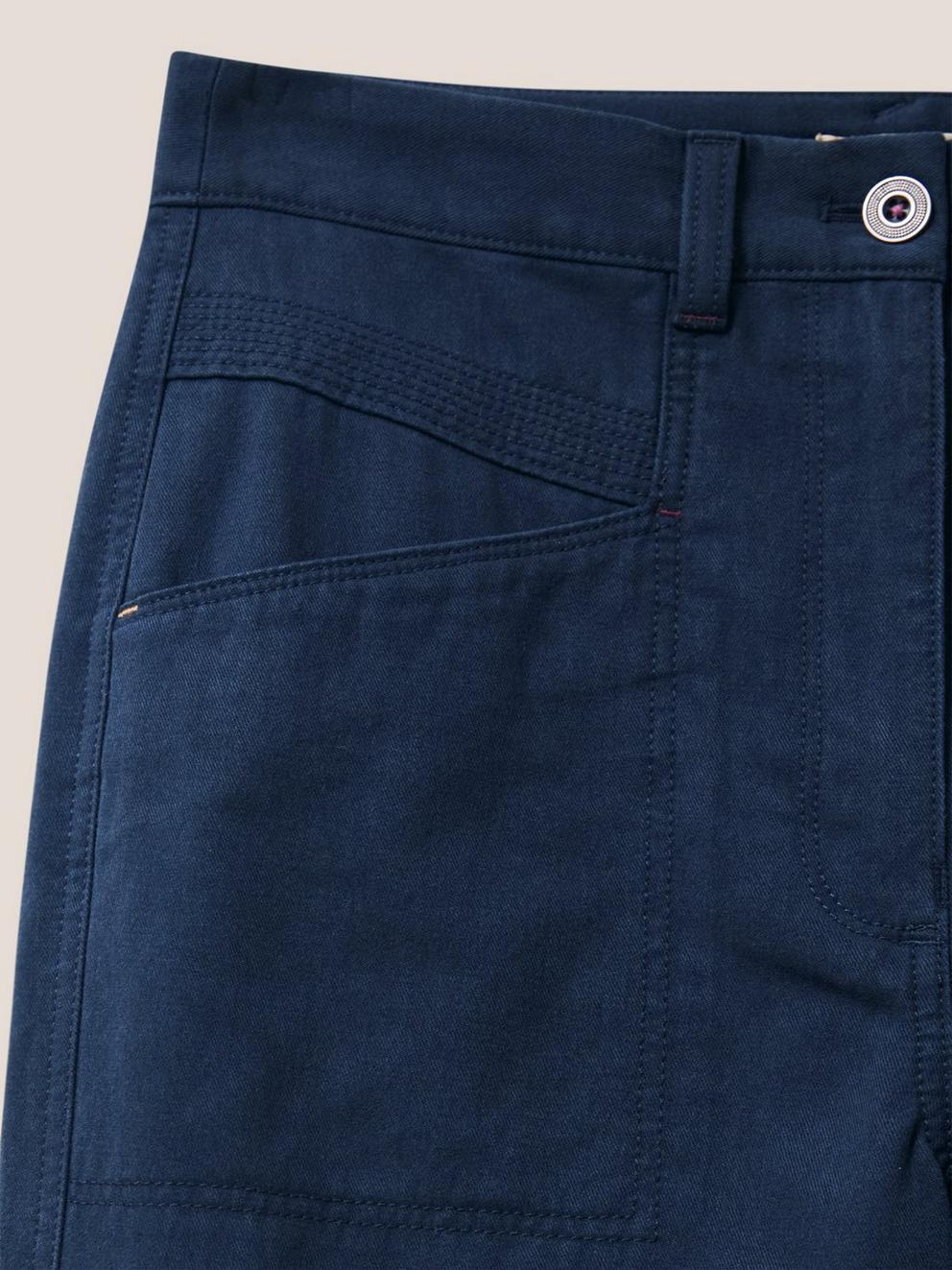 Maison Linen Trouser in TRUE NAVY PLAIN - FLAT DETAIL