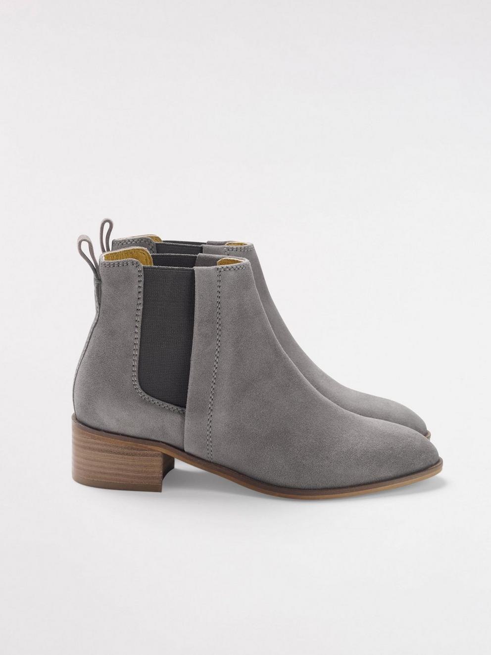 Heidi Mid Heel in GREY - MODEL BACK