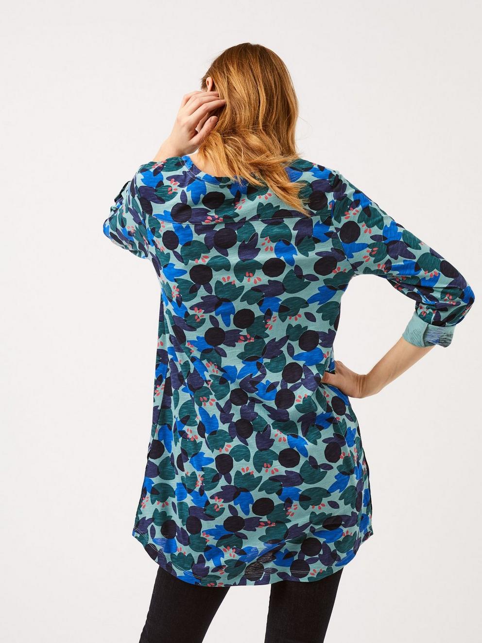 Halles Jersey Tunic in MULTI - MODEL BACK