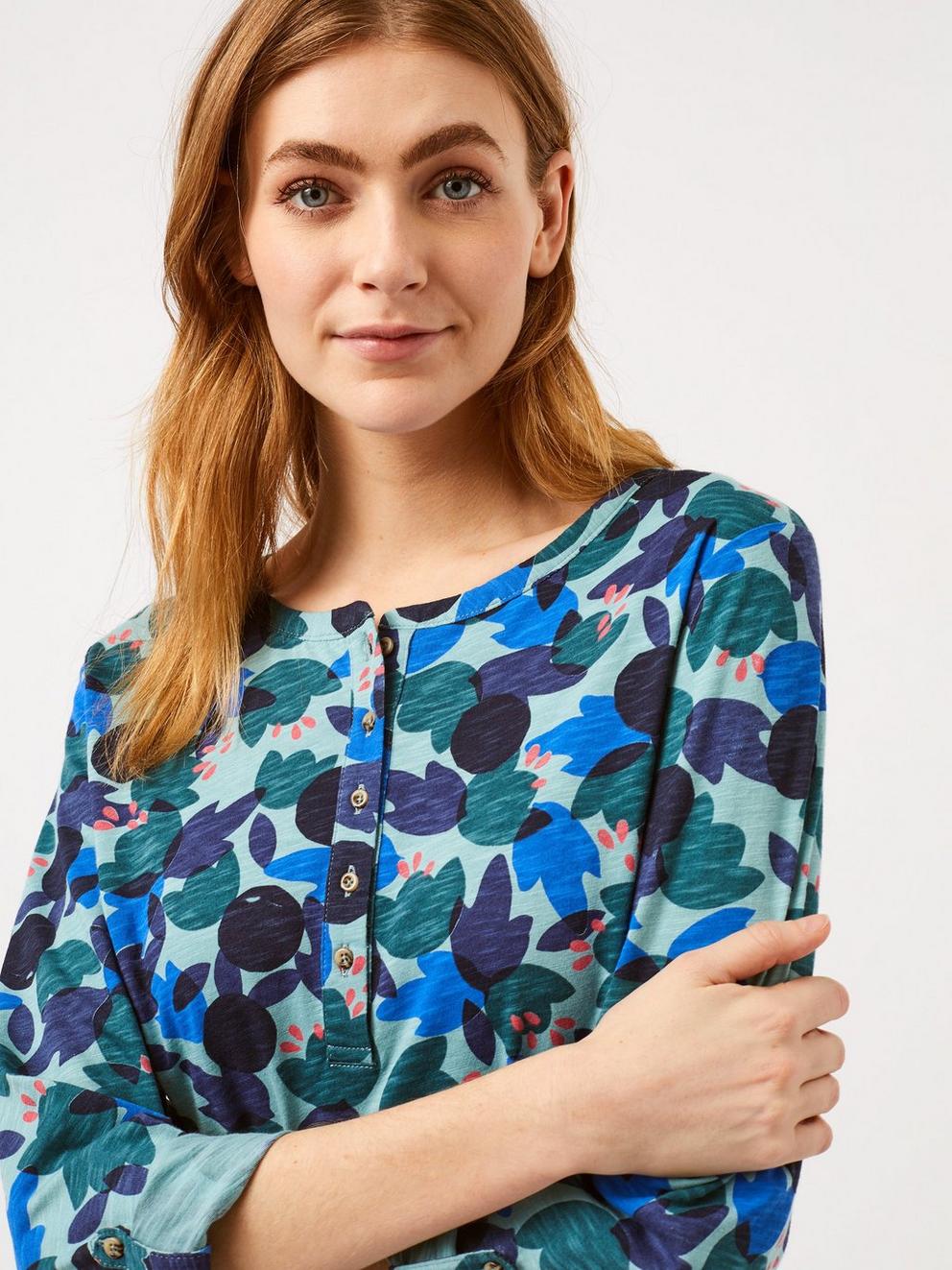 Halles Jersey Tunic in MULTI - MODEL DETAIL