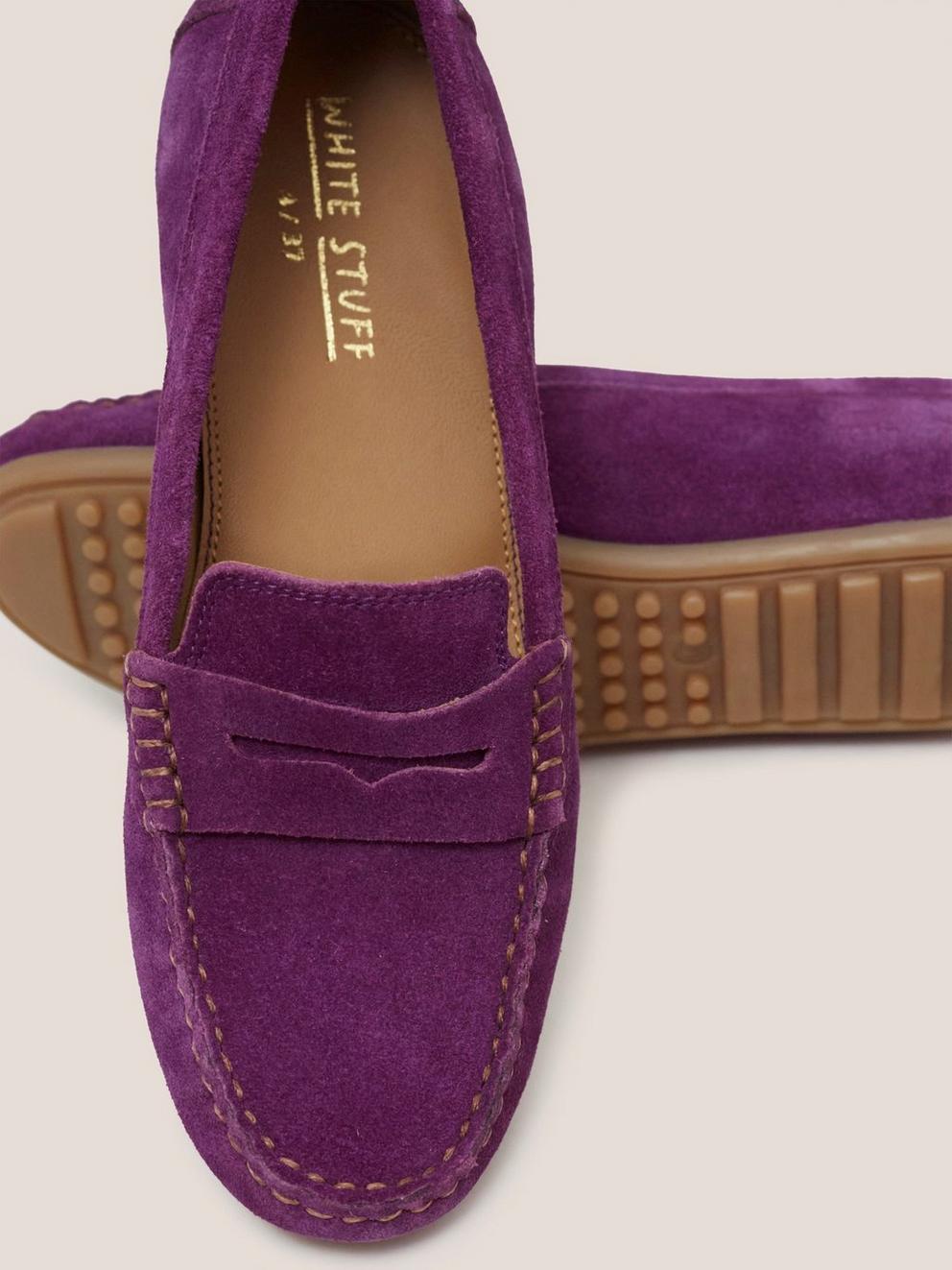 Birkenstock Felt Slipper in AUBERGINE - FLAT DETAIL