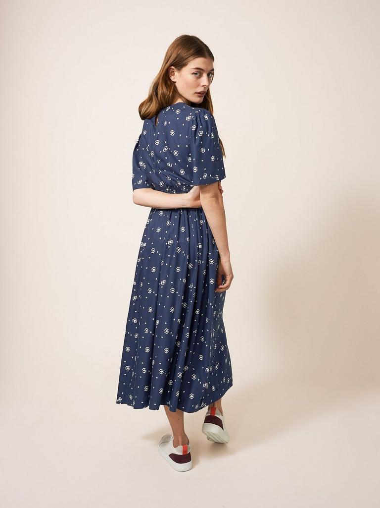 Take A Flight Dress in NAVY PRINT - MODEL BACK