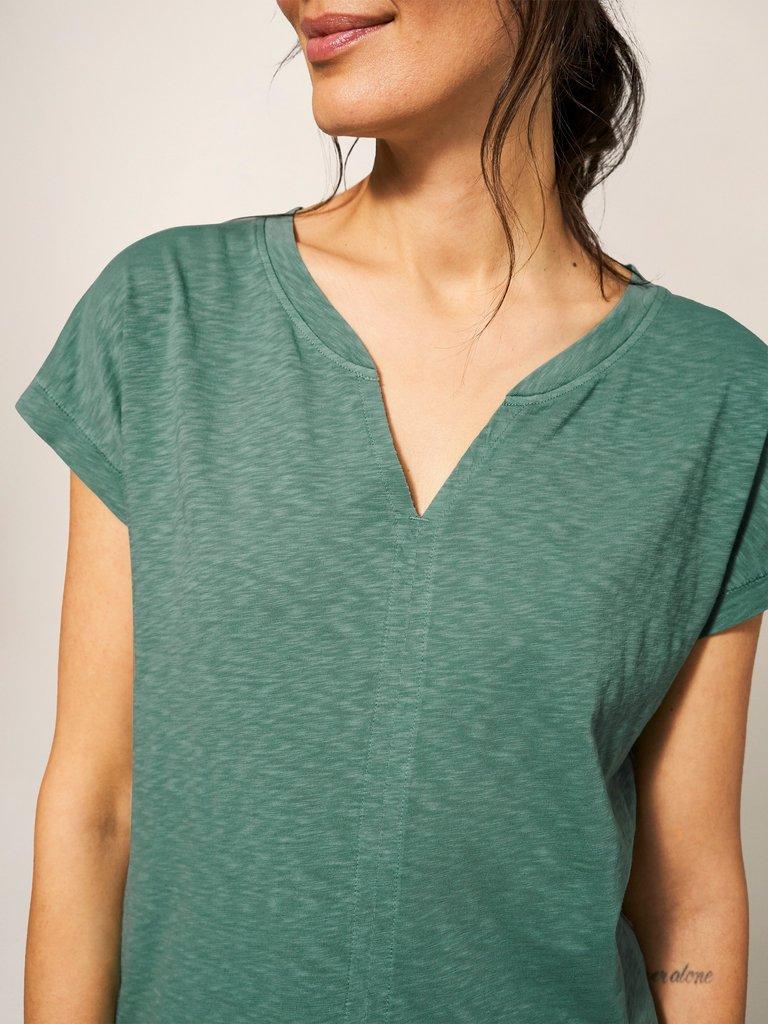 Golden Avenue Jersey Tee in SEAFOAM GREEN PLAIN - MODEL DETAIL