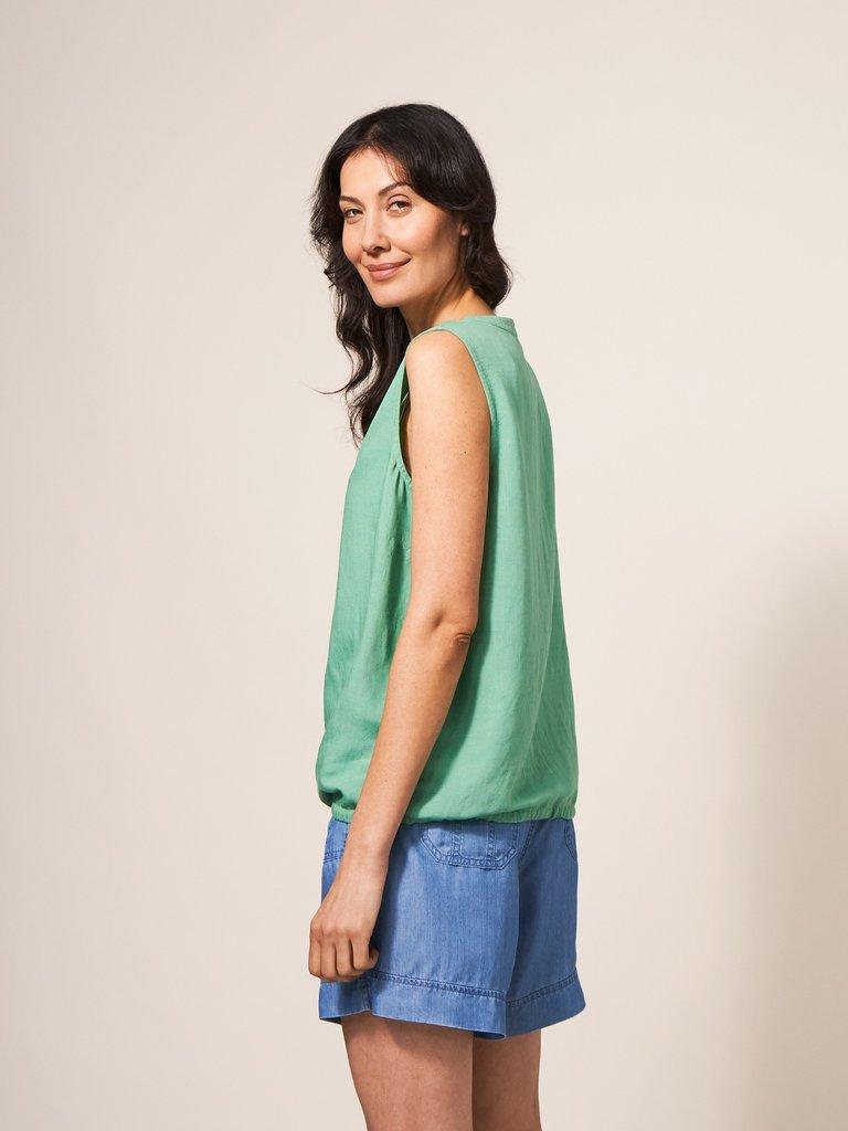 Lucky Jersey Shirt in SEAFOAM GREEN PLAIN - MODEL BACK