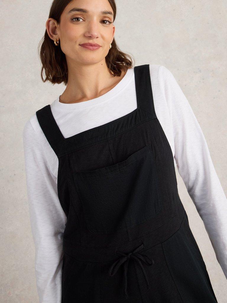 White Stuff Petite Women's Viola Linen Dungaree Pure Black