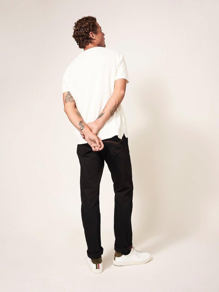 Harwood Straight Jean in PURE BLK - MODEL BACK