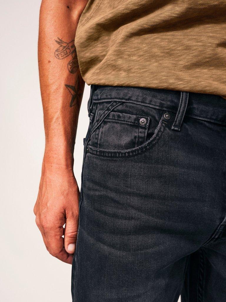 Harwood Straight Jean in WASHED BLK - MODEL DETAIL