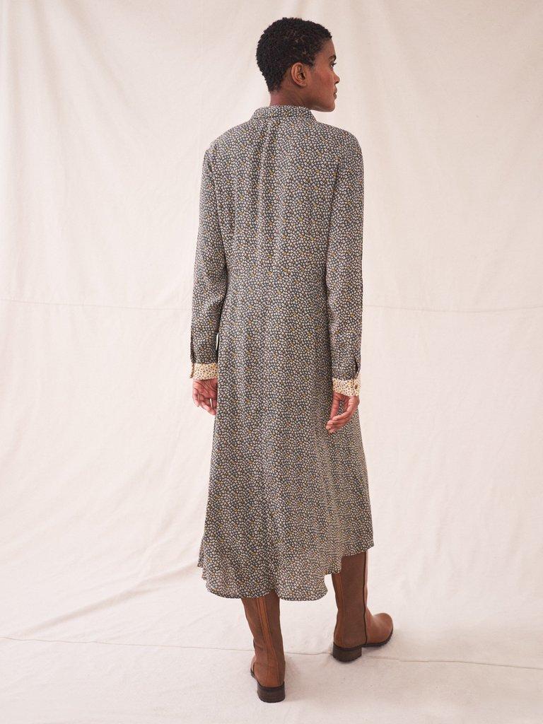 Rua Shirt Dress Test Full SLEEVE SHIRT DRESS - E2E - Very Long Title for Product in GREY MLT - MODEL BACK