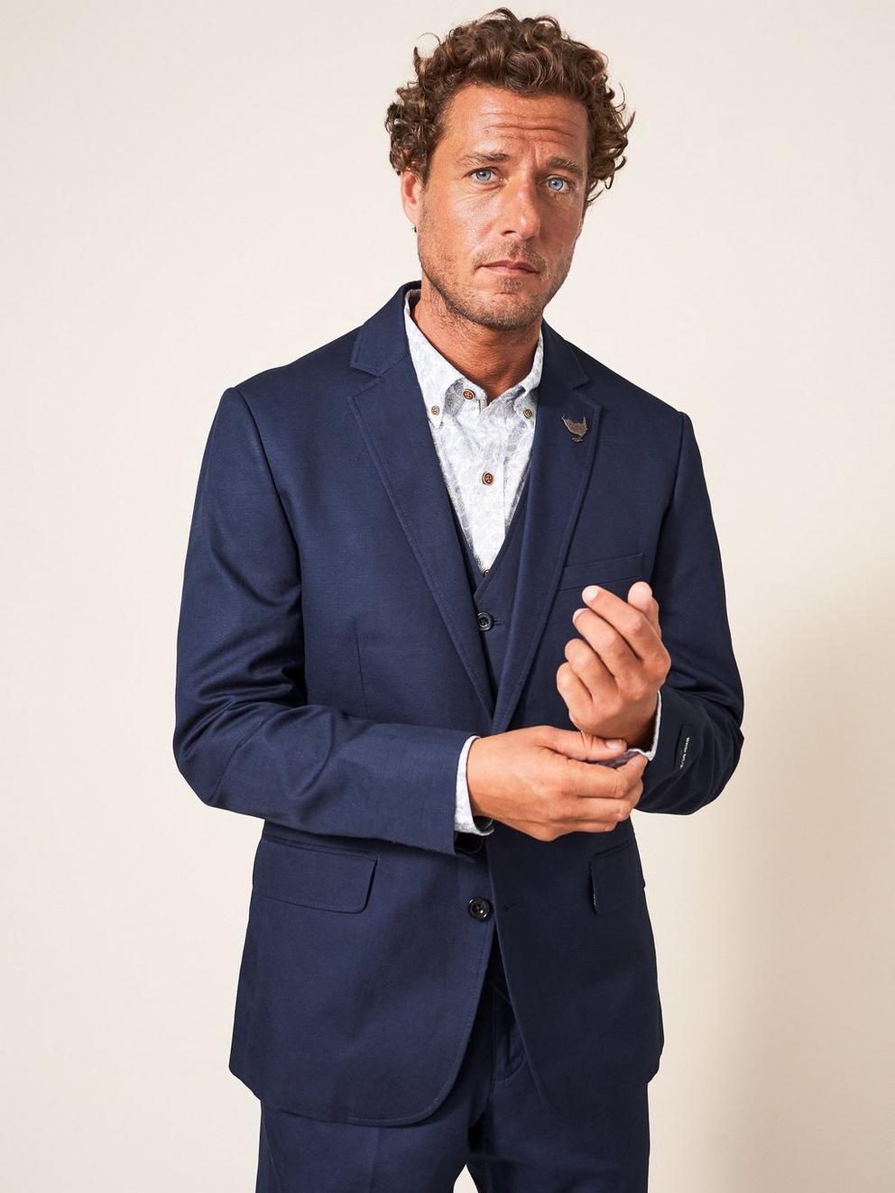 Foss Cotton Linen Blazer in DARK NAVY - LIFESTYLE