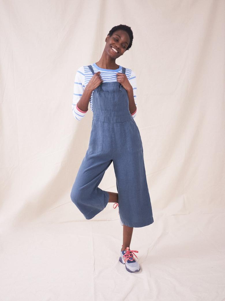 Wide store leg dungarees