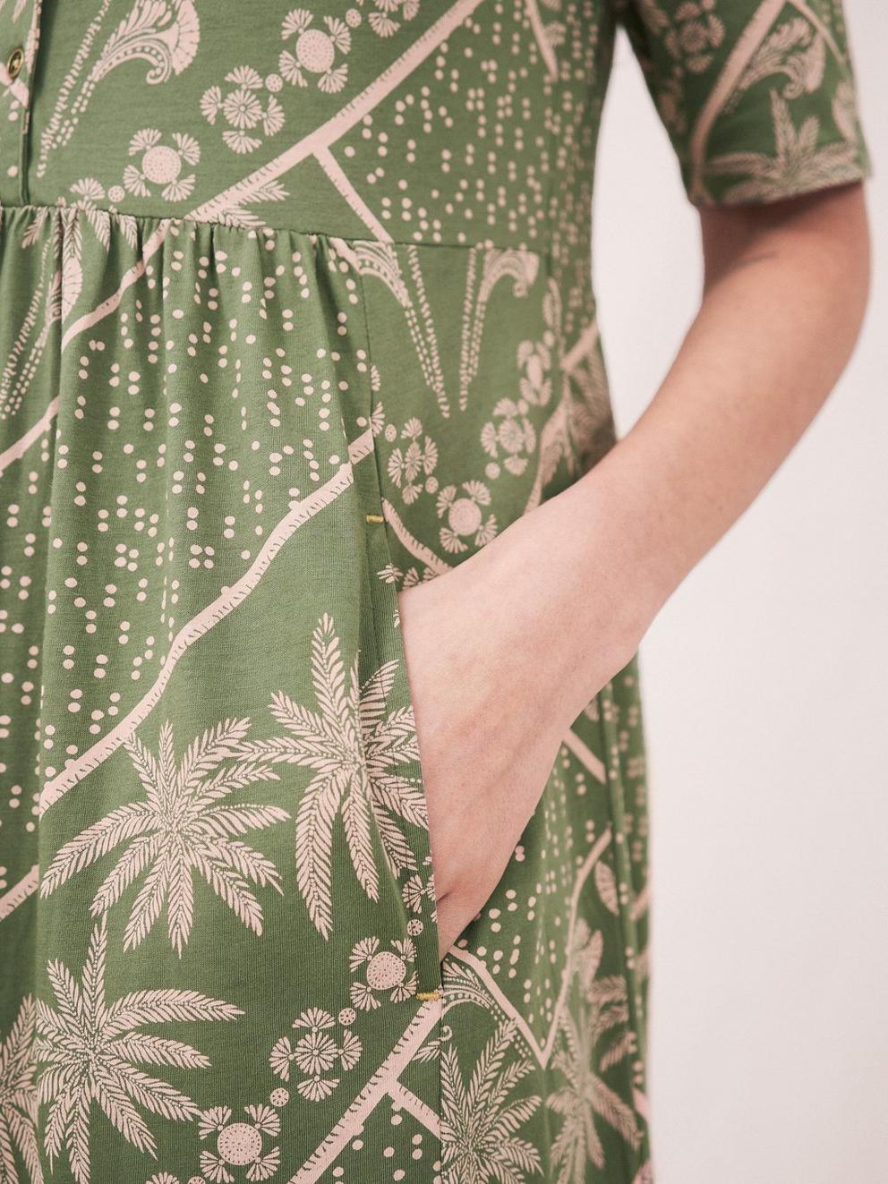 Naya Jersey Dress in GREEN MLT - MODEL DETAIL