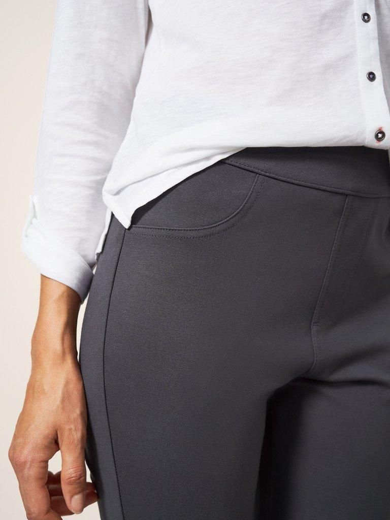 Jodie Ponte Jegging in CHARC GREY - MODEL DETAIL