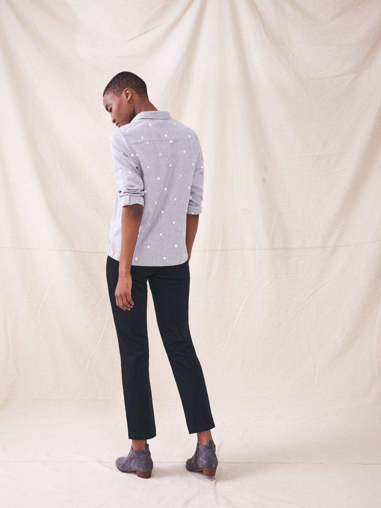 Sienna Stretch Trousers in PURE BLK - MODEL BACK