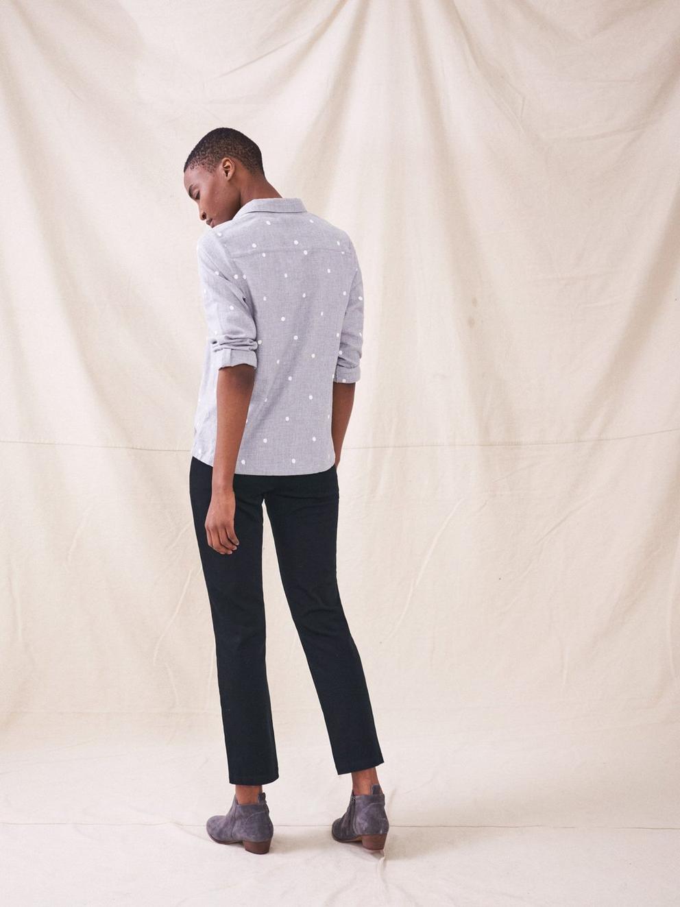 Sienna Stretch Trousers in PURE BLK - MODEL BACK