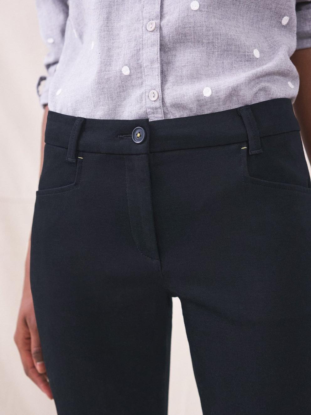 Sienna Stretch Trousers in PURE BLK - MODEL DETAIL