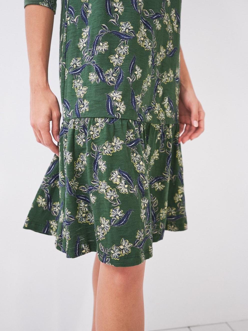 Perri Dress in GREEN MLT - MODEL DETAIL