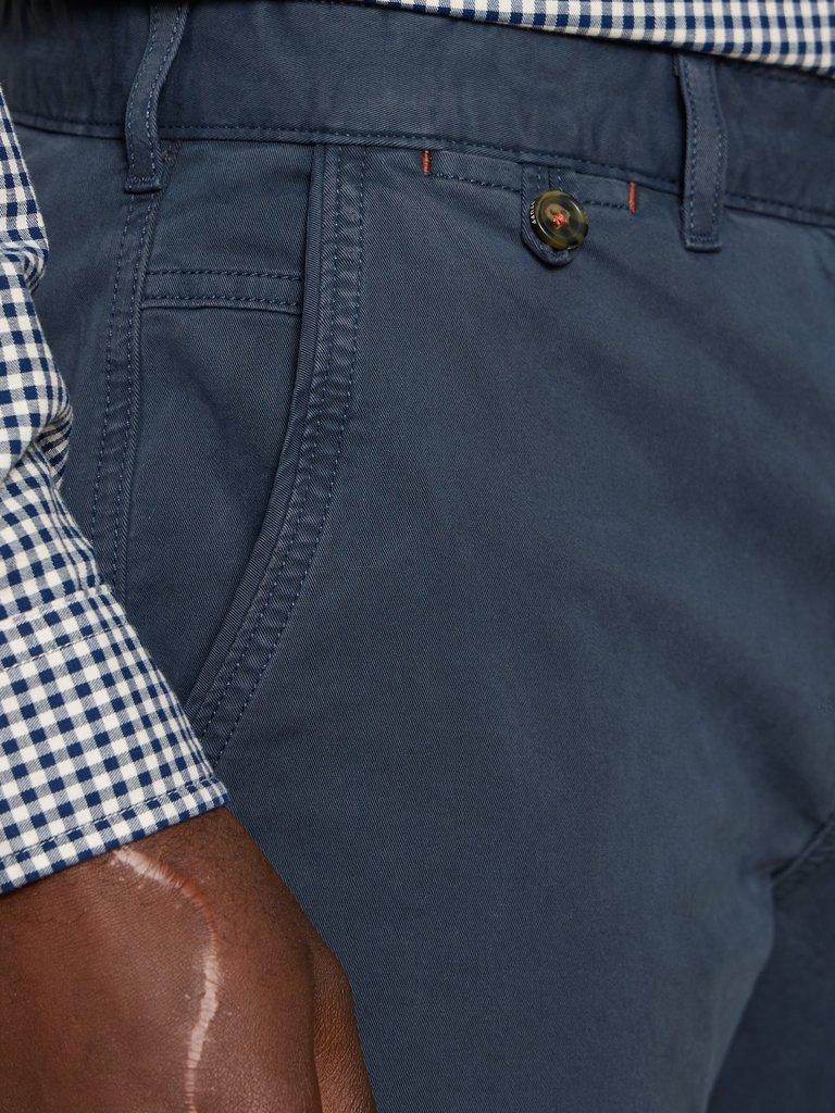 Sutton Organic Chino Trouser in DARK NAVY - MODEL DETAIL