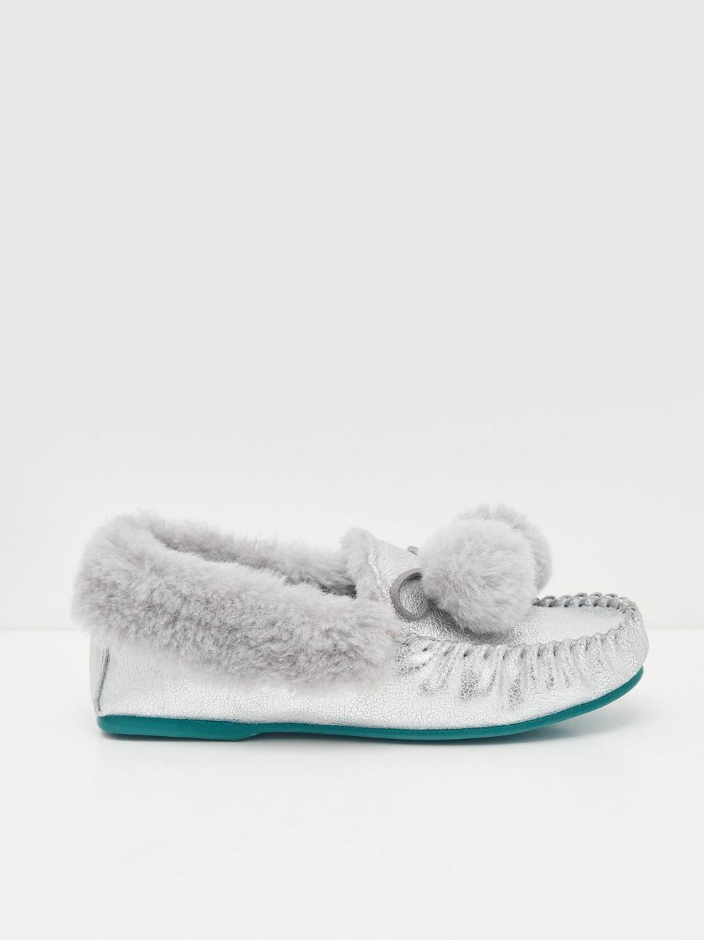 Suede and Shearling Moccasin in SLV TN MET - MODEL FRONT