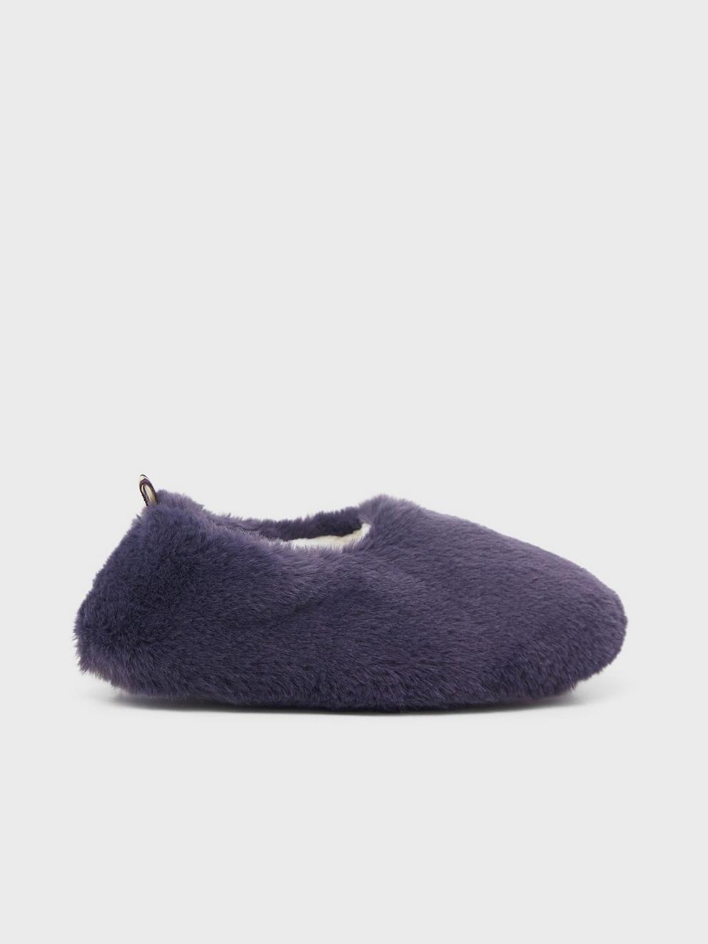 Faux Fur Closed Back Slipper in MID PURPLE - MODEL FRONT