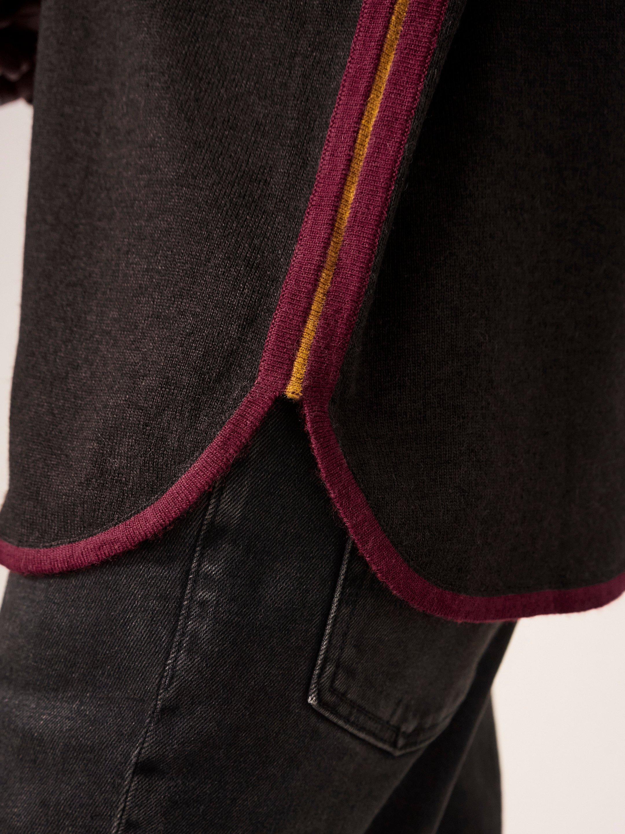 Edie Jumper in ORANGE MLT - MODEL DETAIL