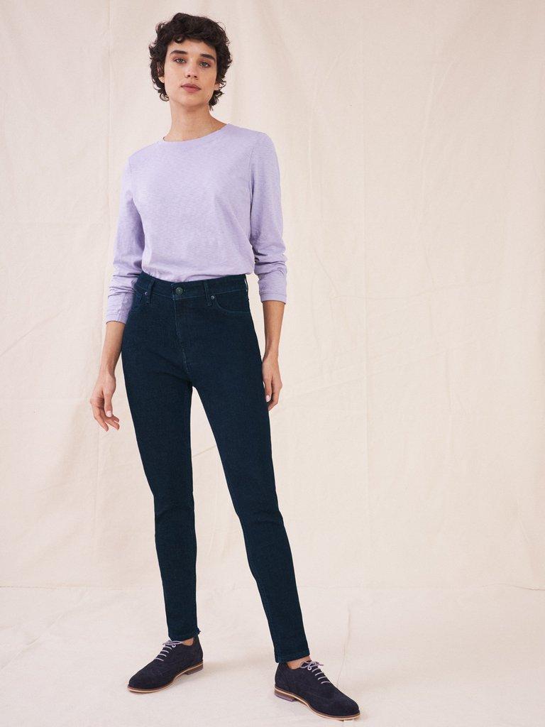 Amelia Casual Skinny Jean in DK DENIM - MODEL FRONT