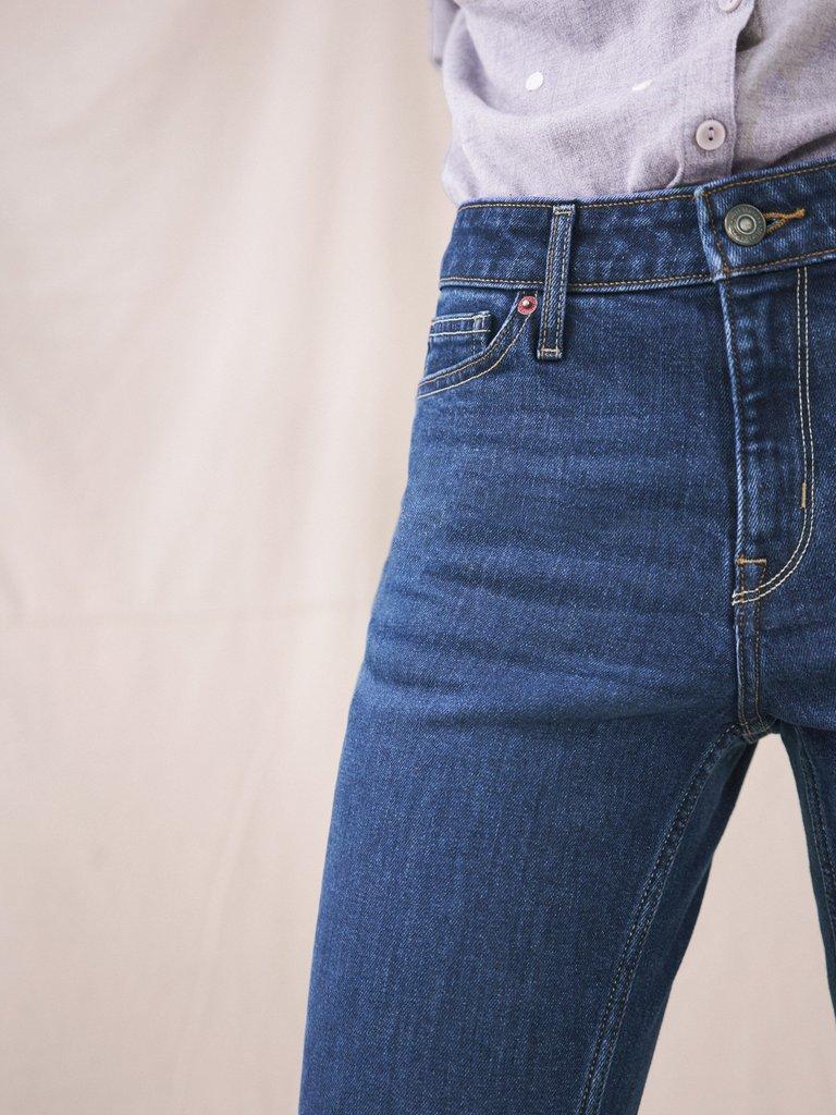 Brooke Straight Leg Jeans in MID DENIM - MODEL DETAIL