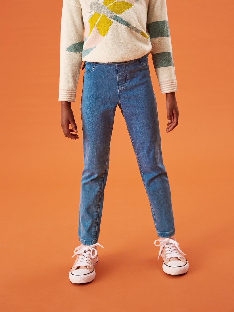 Denim Jegging in CHAMB BLUE - MODEL DETAIL