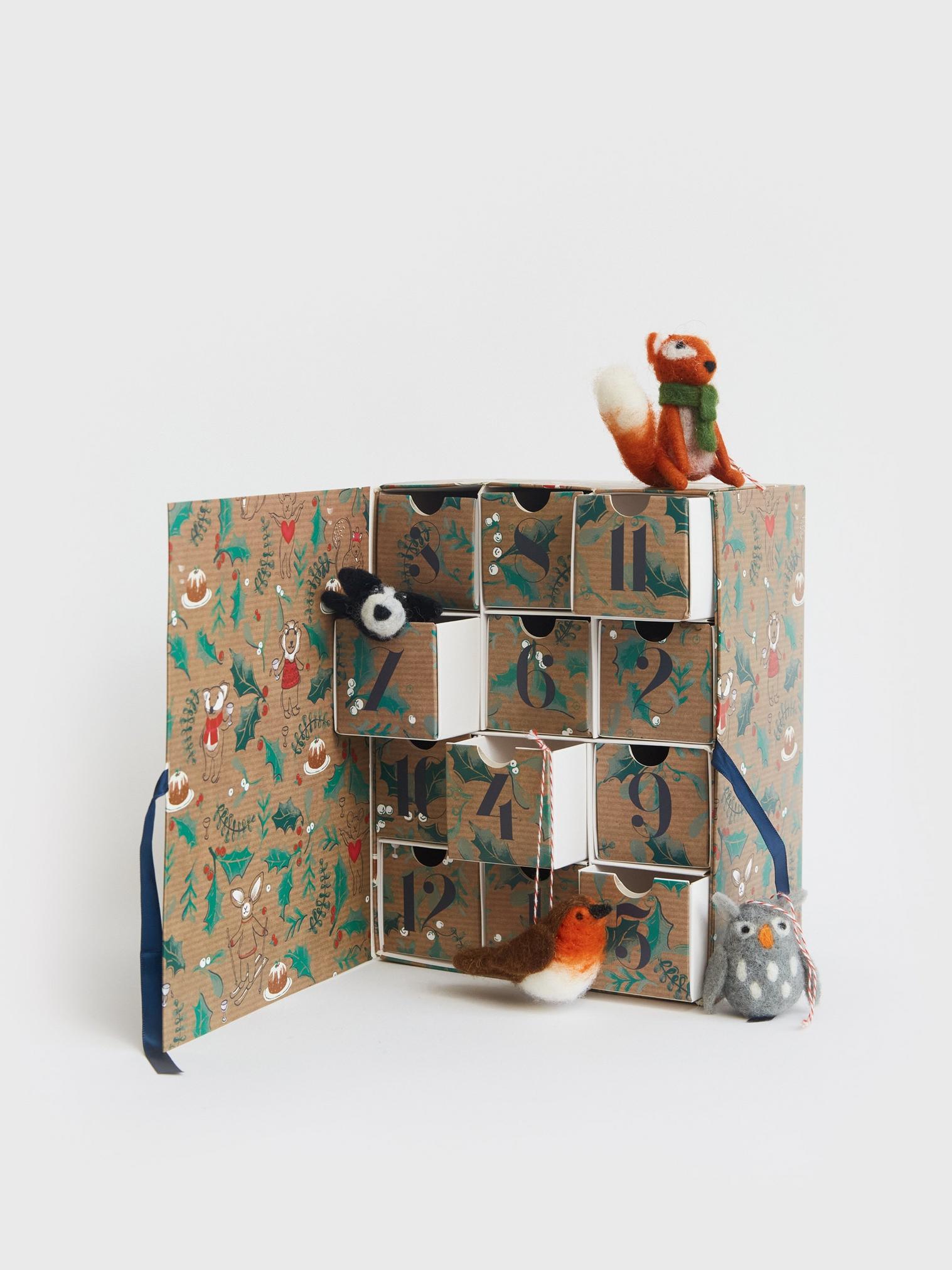Felt Advent Calendar in GREEN MLT - MODEL FRONT