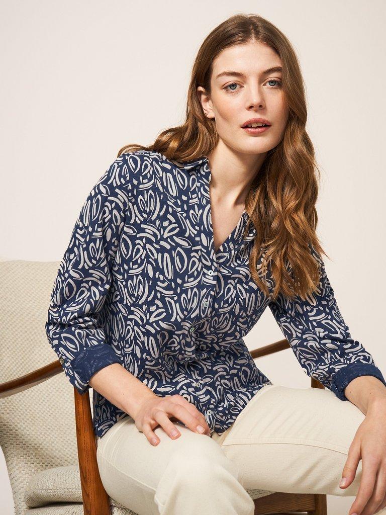 Annie Print Jersey Shirt in NAVY PR - LIFESTYLE