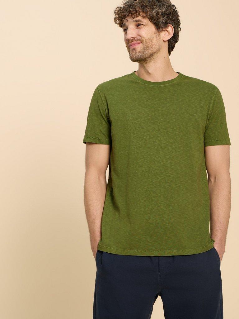 Abersoch Short Sleeve Tee in DEEP GRN - MODEL DETAIL