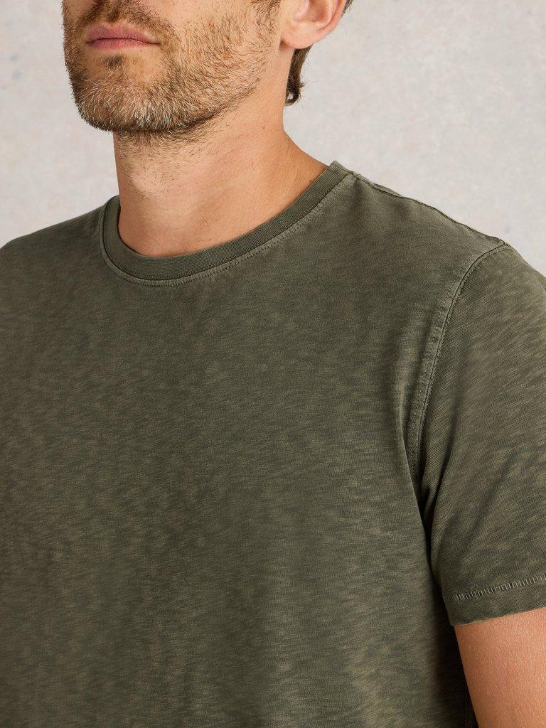 Abersoch Short Sleeve Tee in KHAKI GRN - MODEL DETAIL