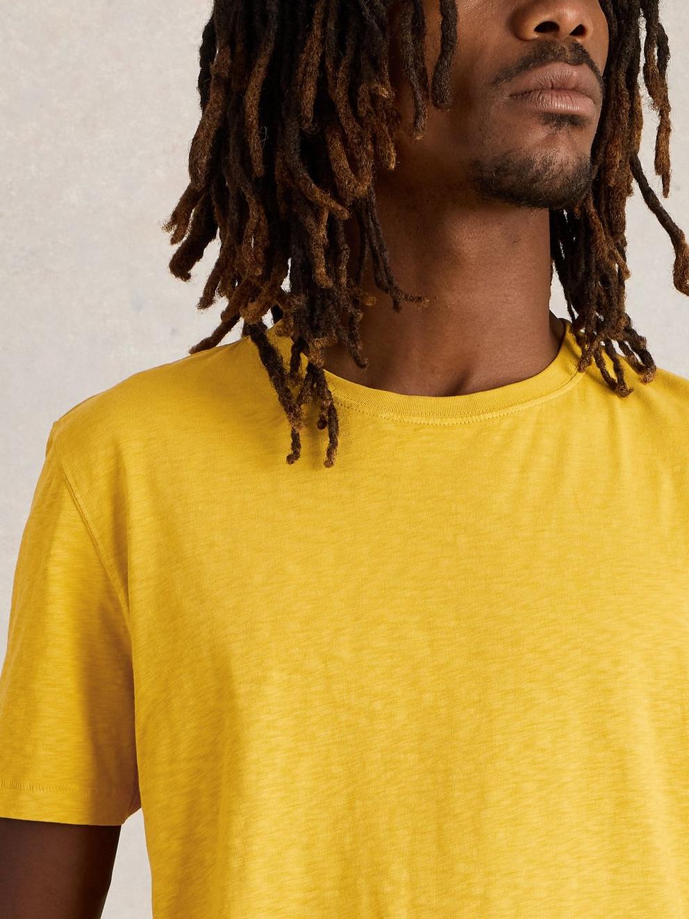 Abersoch Short Sleeve Tee in LGT YELLOW - MODEL DETAIL