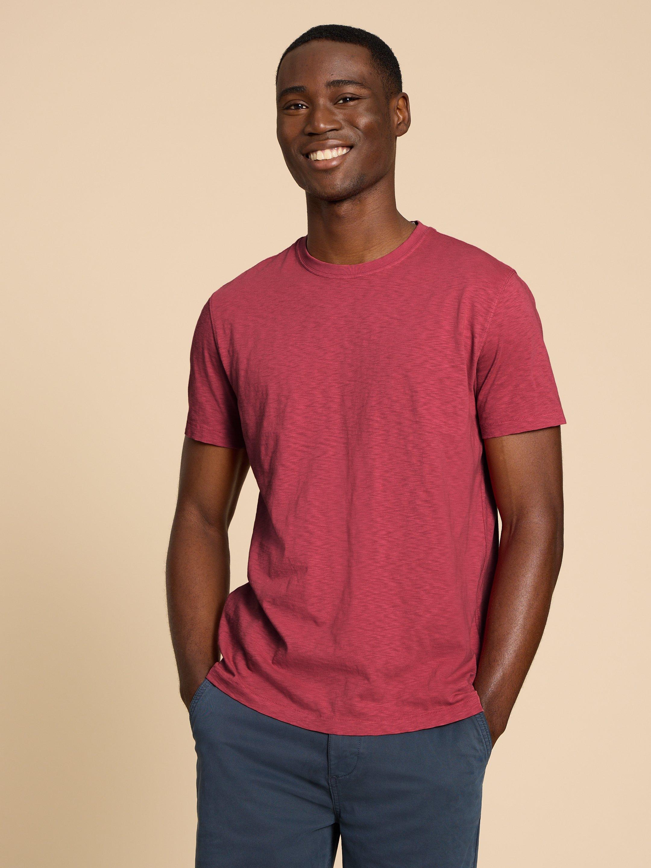 Abersoch Short Sleeve Tee in MID CORAL - LIFESTYLE