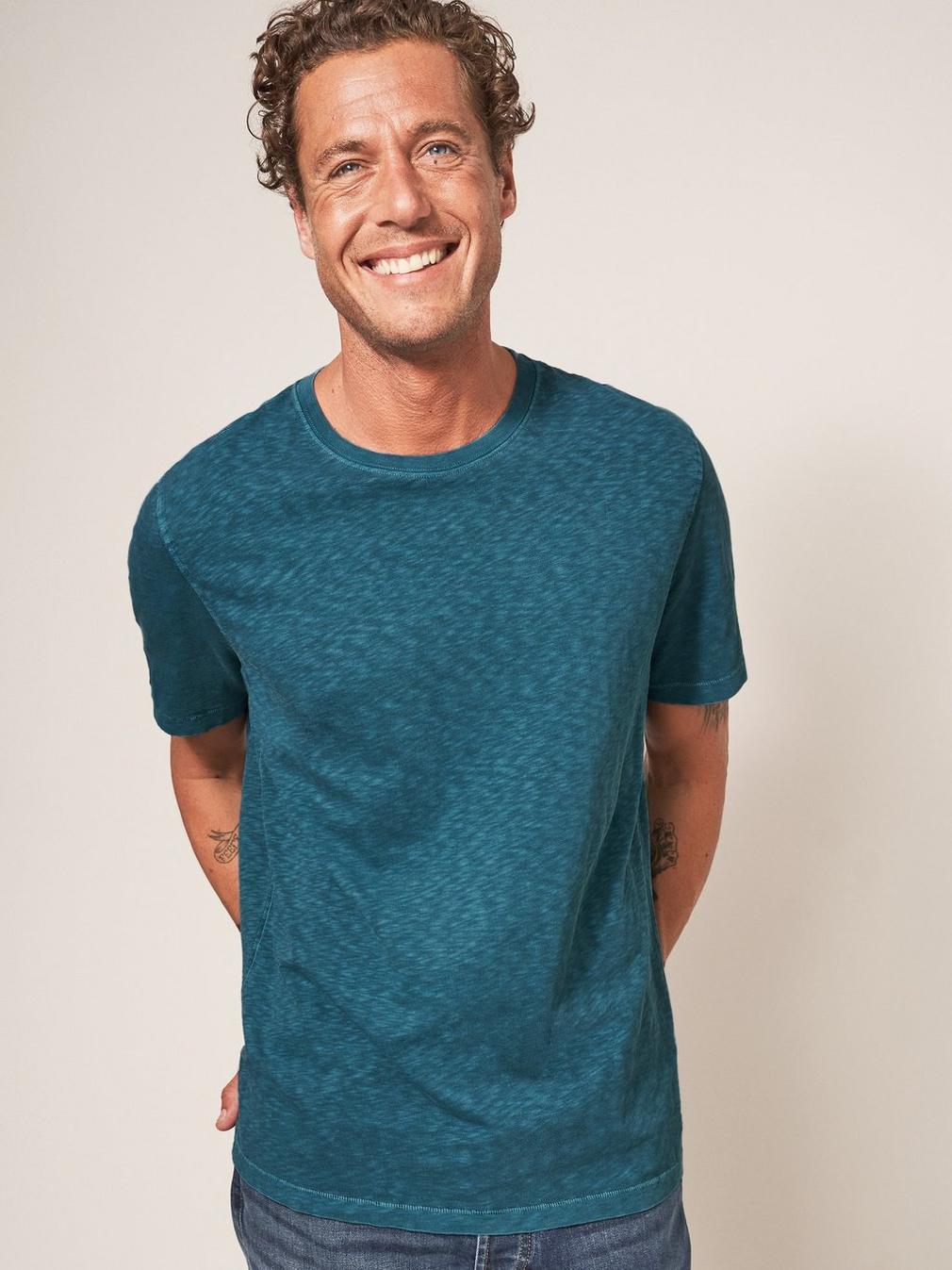 Abersoch Short Sleeve Tee in MID TEAL - LIFESTYLE