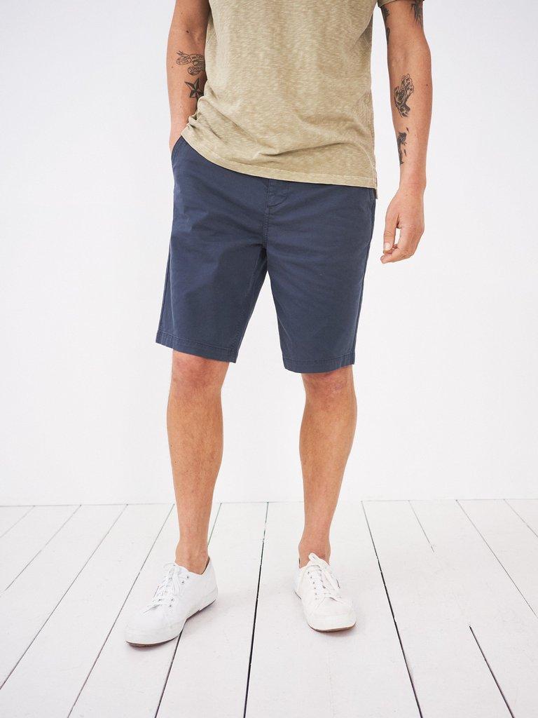 Sutton Organic Chino Shorts in DARK NAVY - MODEL DETAIL