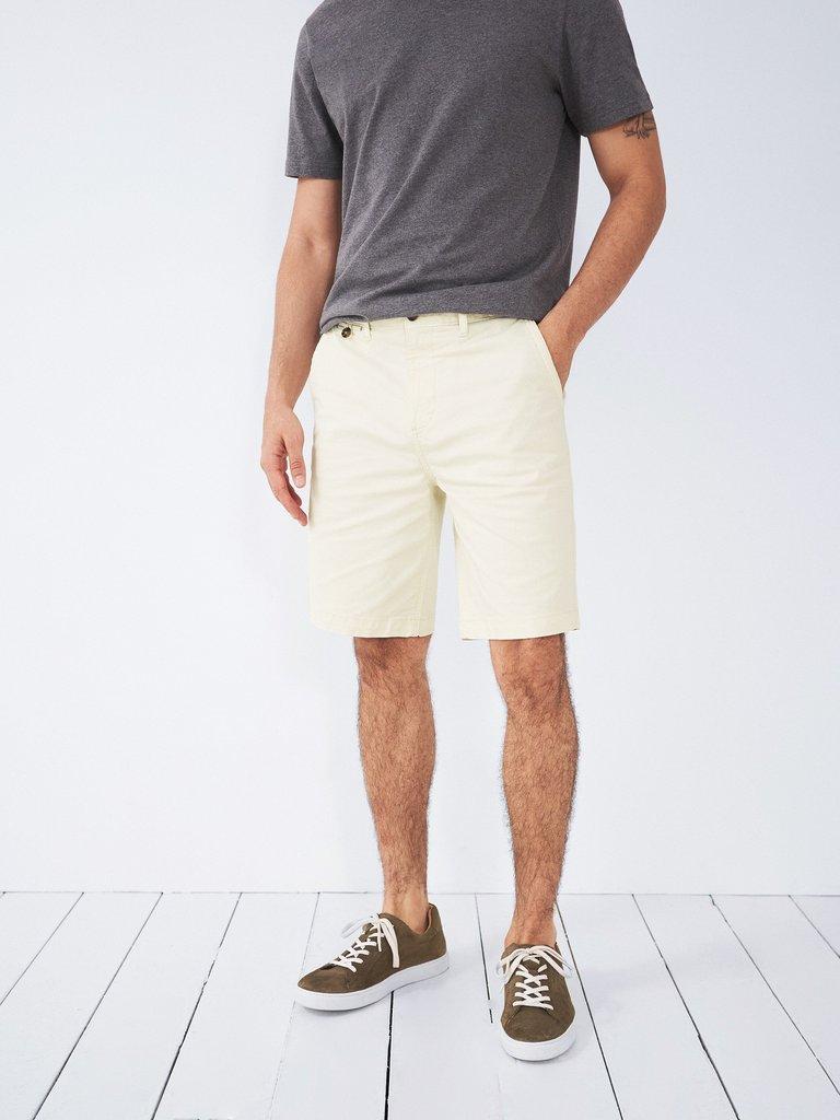 Sutton Organic Chino Shorts in NAT WHITE - MODEL DETAIL