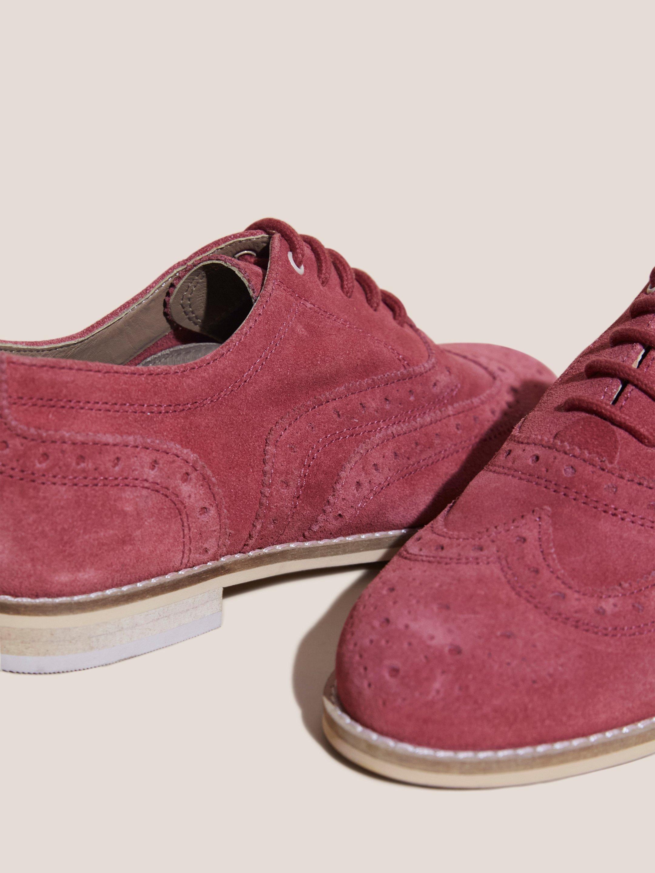 Thistle Lace Up Brogue in BRT PINK - FLAT DETAIL
