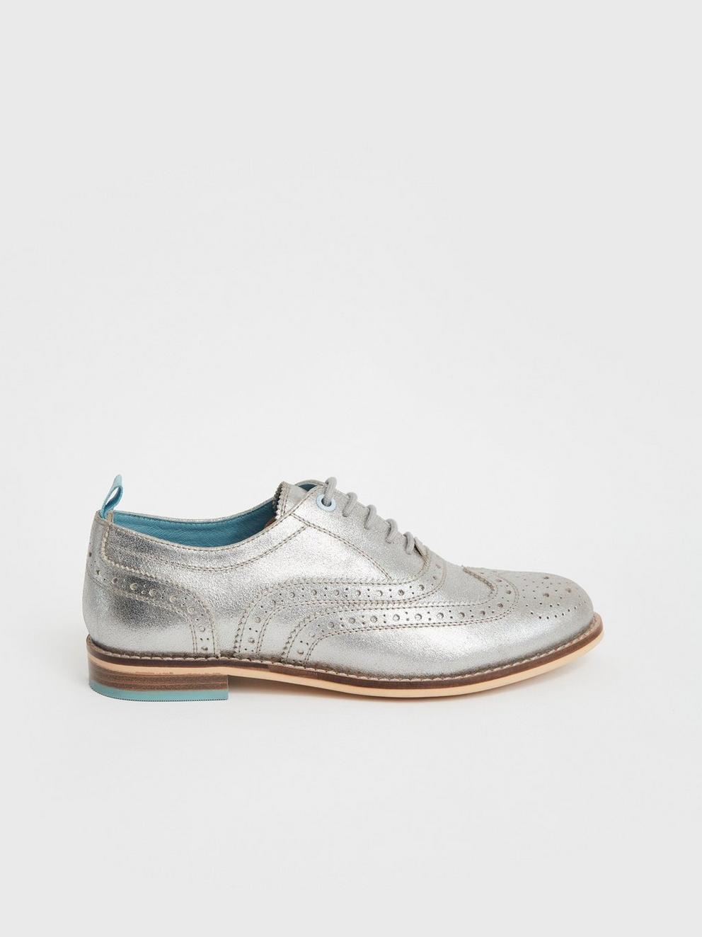 Lace Up Thistle Brogue in SLV TN MET - MODEL FRONT