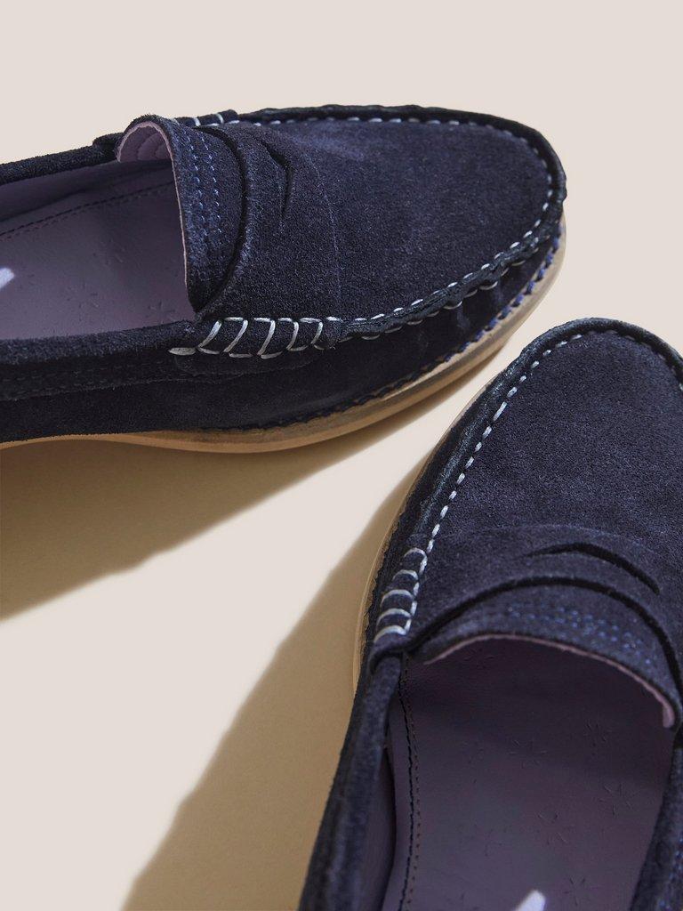 Eden Loafer in NAVY MULTI - FLAT BACK