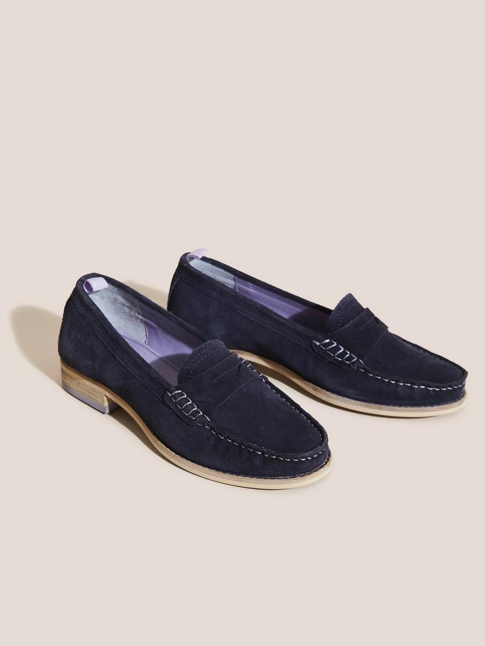 Eden Loafer in NAVY MULTI - FLAT FRONT